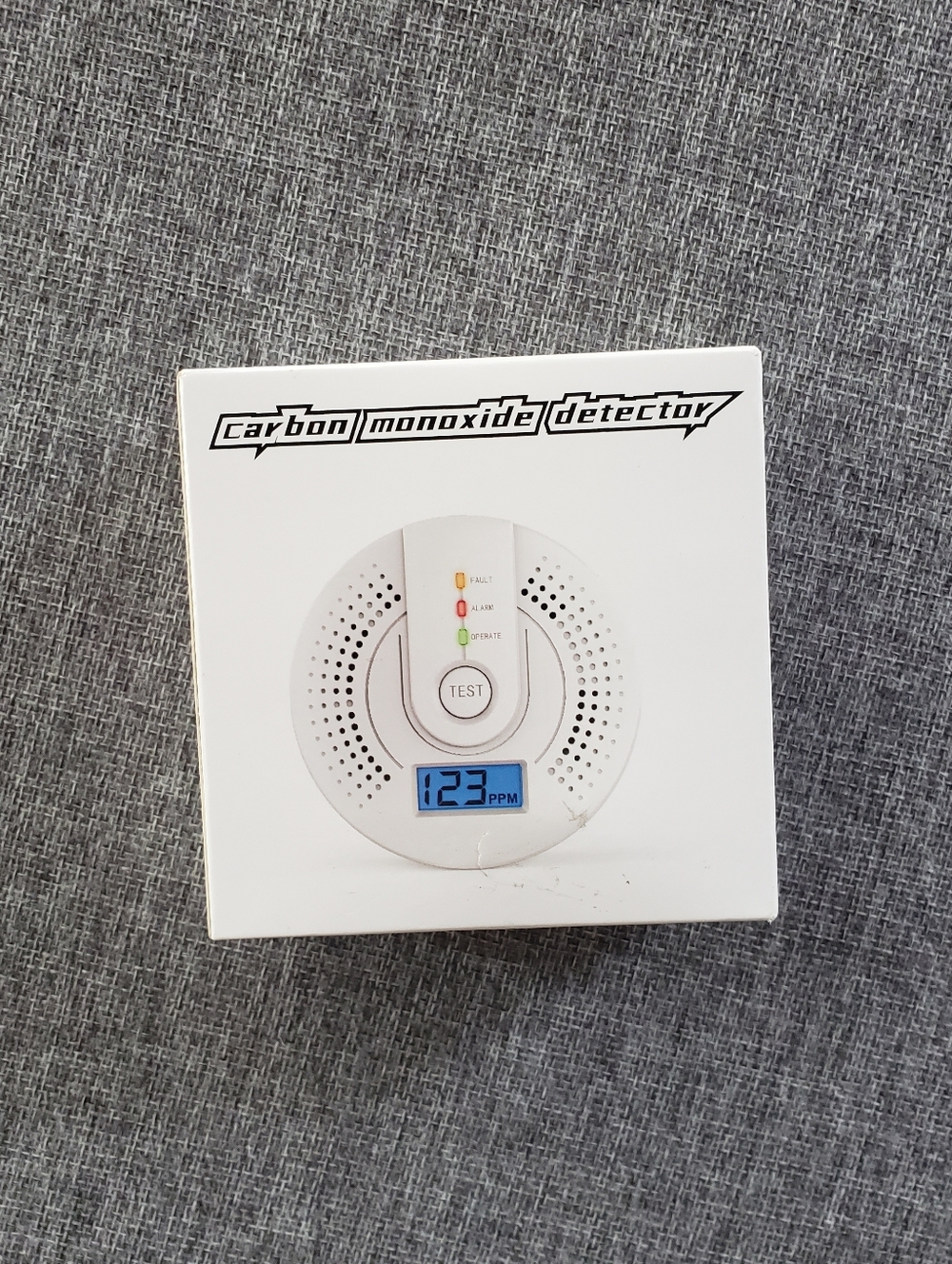 Carbon Monoxide Detector with Digital Display - White